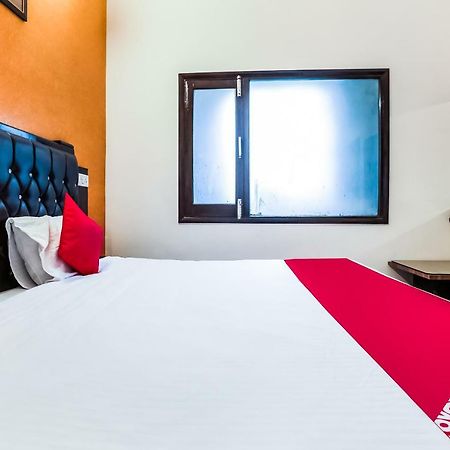 Oyo Flagship 37488 Hotel R V Regency Amritsar Bagian luar foto