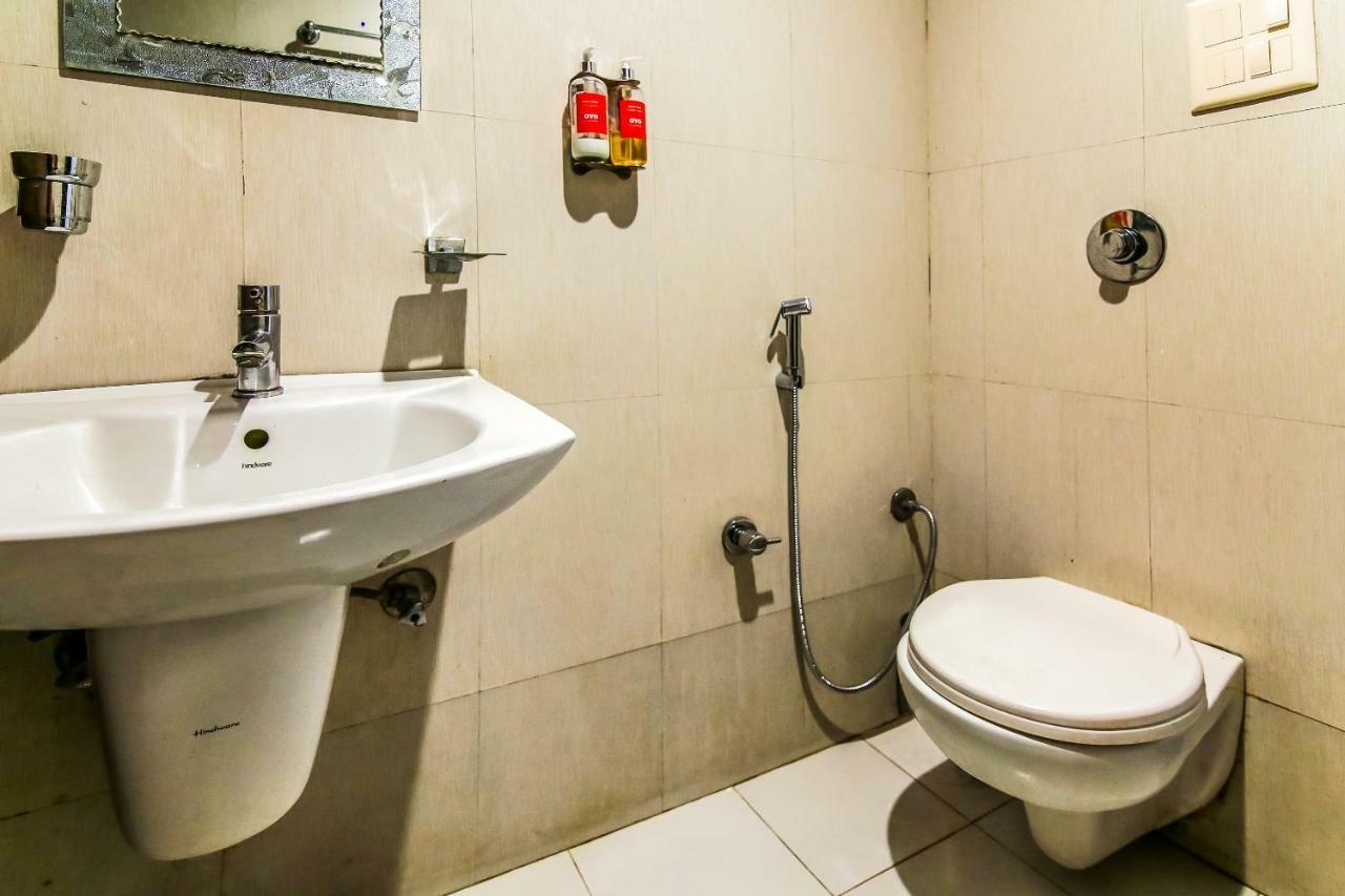 Oyo Flagship 37488 Hotel R V Regency Amritsar Bagian luar foto