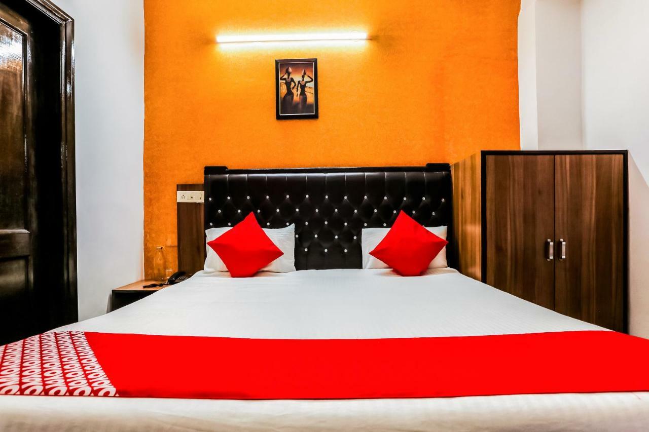 Oyo Flagship 37488 Hotel R V Regency Amritsar Bagian luar foto